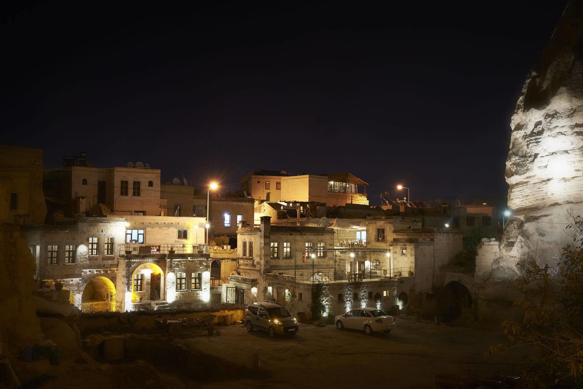 King Cave Hotel By Traveller'S Göreme Esterno foto