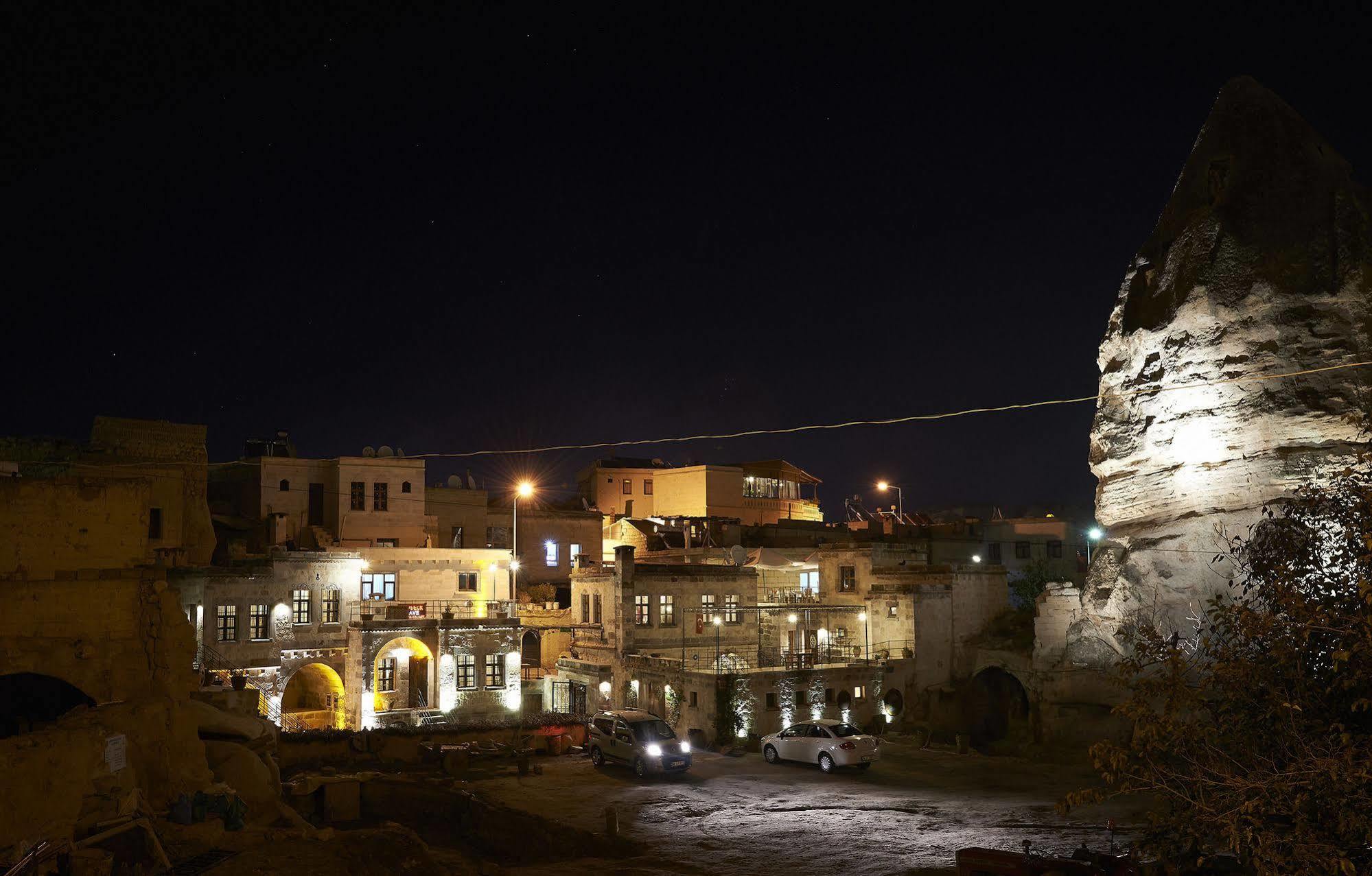 King Cave Hotel By Traveller'S Göreme Esterno foto